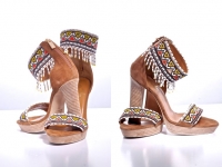http://www.reginabeith.com/files/gimgs/th-34_34_accessoire-fashion-shoes.jpg